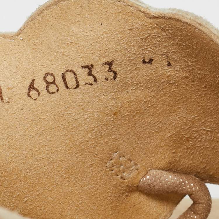 Pre Owned Stuart Weitzman Beige Textured Suede Studded Thong Slides Size 41