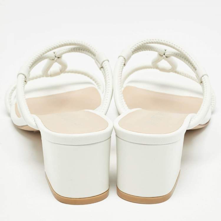 Pre Owned Stuart Weitzman White Leather T Strap Sandals Size 37.5