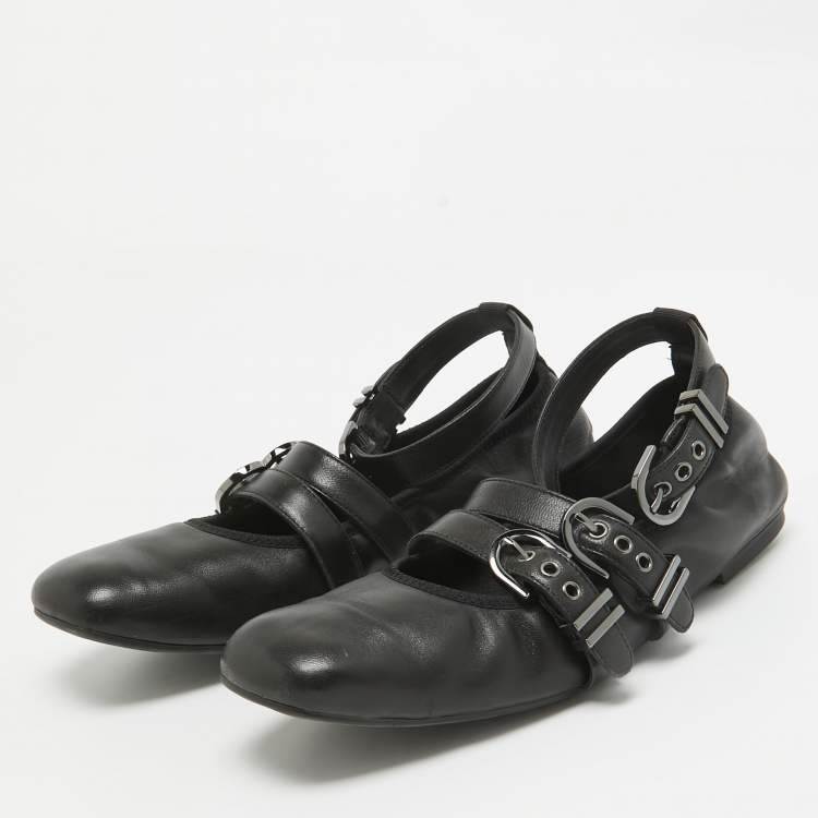 Pre Owned Stuart Weitzman Black Leather Bolshoi Buckle Detail Ballet Flats Size 40