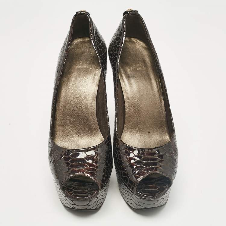 Pre Owned Stuart Weitzman Brown Croc Embossed Patent Leather Peep Toe Pumps Size 36.5
