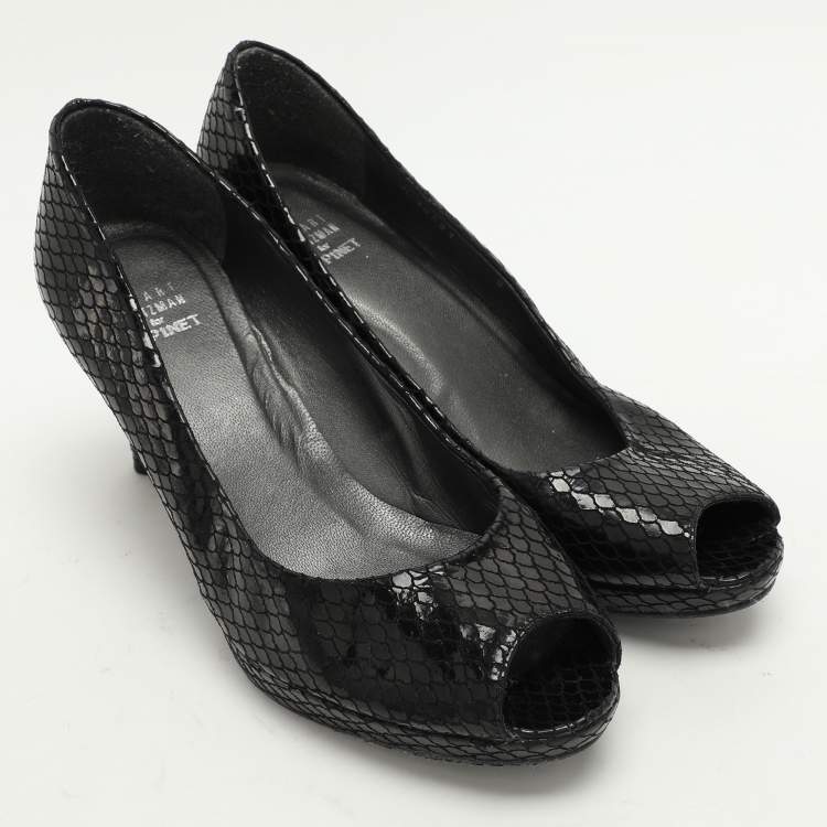 Pre Owned Stuart Weitzman Black Python Embossed Leather Peep Toe Pumps Size 39.5