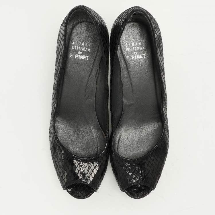 Pre Owned Stuart Weitzman Black Python Embossed Leather Peep Toe Pumps Size 39.5