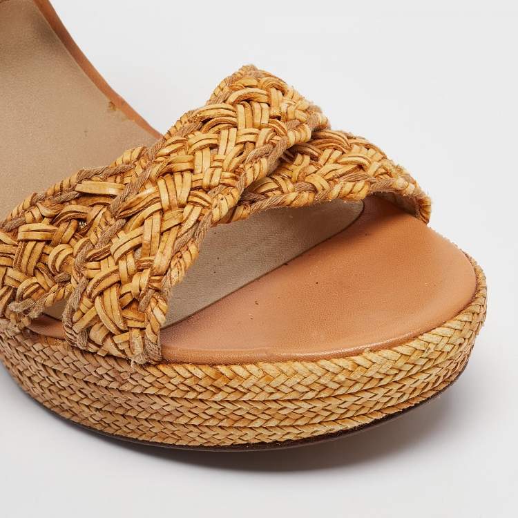 Pre Owned Stuart Weitzman Beige Leather and Raffia Braided Platform Wedge Sandals Size 39.5