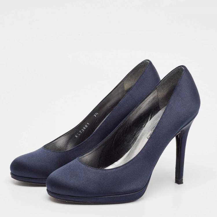 Pre Owned Stuart Weitzman Navy Blue Satin Round Toe Platform Pumps Size 38