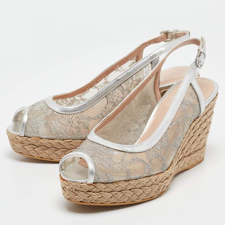 Pre Owned Stuart Weitzman Silver Lace and Leather Wedge Sandals Size 38