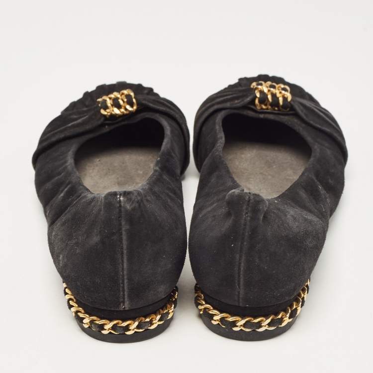 Pre Owned Stuart Weitzman Black Suede Chain Embellished Ballet Flats Size 37