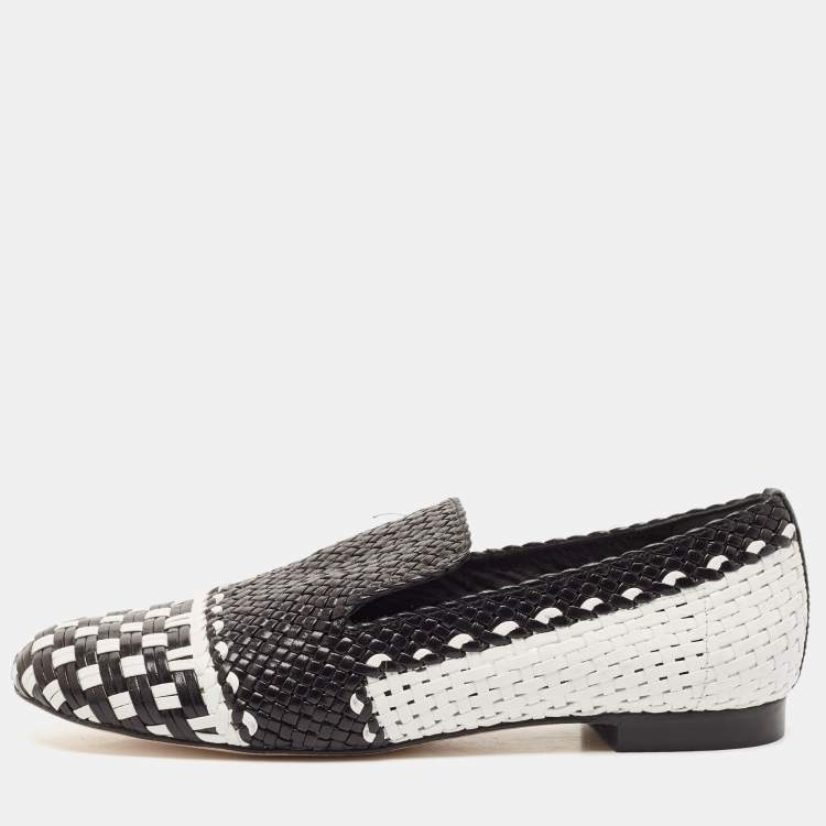 Pre Owned Stuart Weitzman Black/White Woven Leather Riviera Smoking Slippers Size 34.5