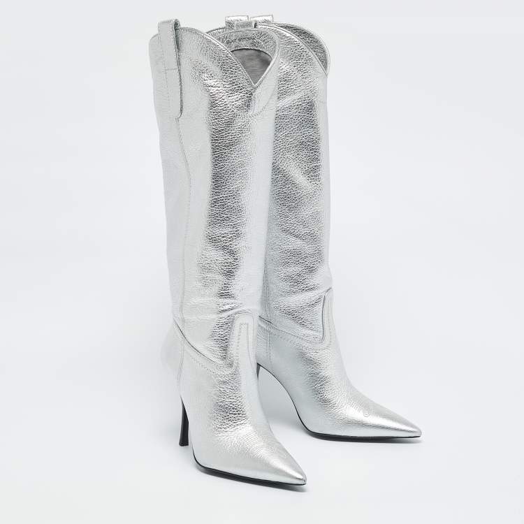 Pre Owned Stuart Weitzman Silver Leather Outwest Boots Size 38