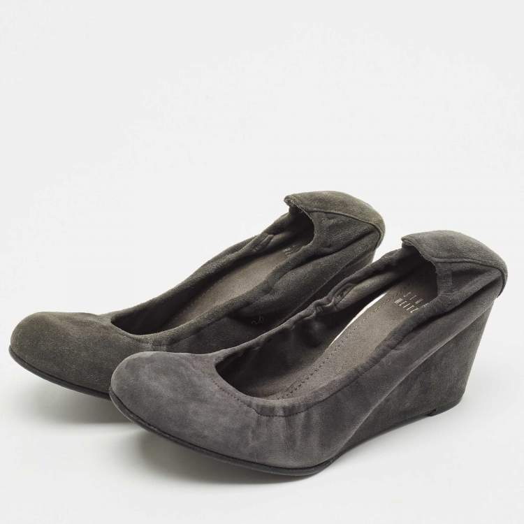 Pre Owned Stuart Weitzman Dark Grey Suede Scrunch Wedge Pumps Size 37.5
