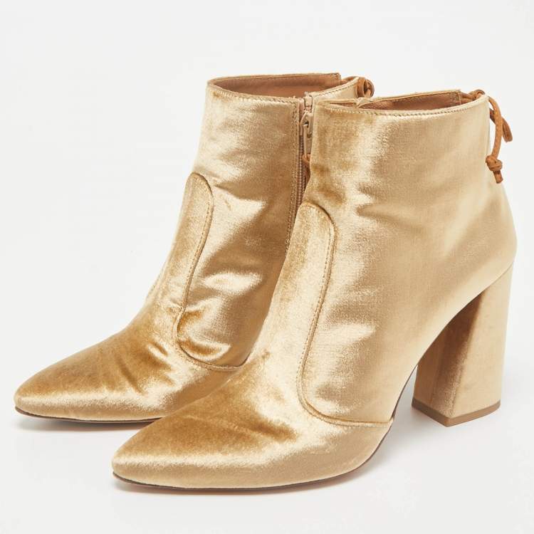 Pre Owned Stuart Weitzman Beige Velvet Grandiose Pointed Toe Ankle Boots Size 40