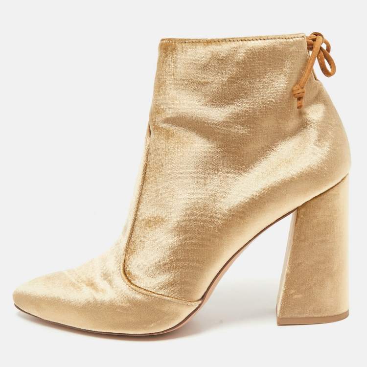 Pre Owned Stuart Weitzman Beige Velvet Grandiose Pointed Toe Ankle Boots Size 40