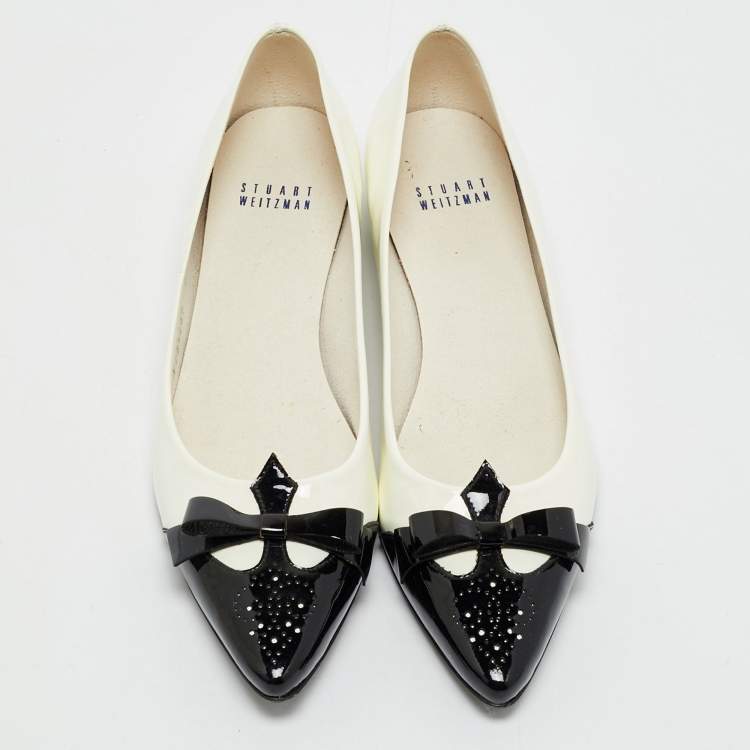 Pre Owned Stuart Weitzman White/Black Patent Leather Pointed Toe Ribbon Ballet Flats Size 39