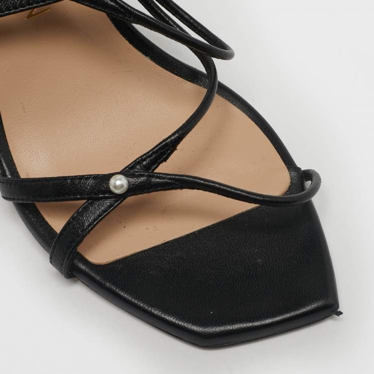 مملوكة مسبقًا Stuart Weitzman Black Leather Ankle Wrap Sandals Size 39.5