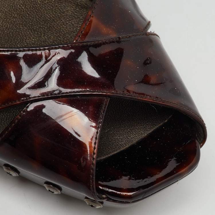 Pre Owned Stuart Weitzman Brown Tortoise Shell Patent Leather Slingback Platform Sandals Size 39.5