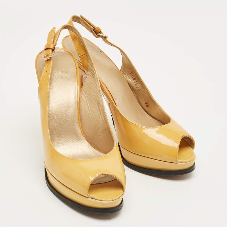 Pre Owned Stuart Weitzman Yellow Patent Peep Toe Slingback Pumps Size 38