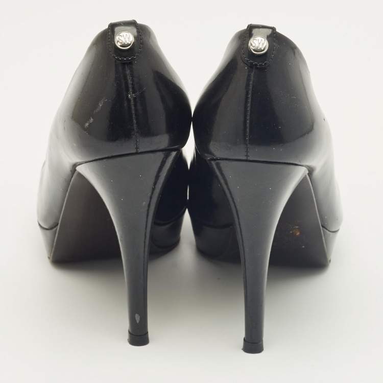 Pre Owned Stuart Weitzman Black Patent Leather Peep Toe Pumps Size 38