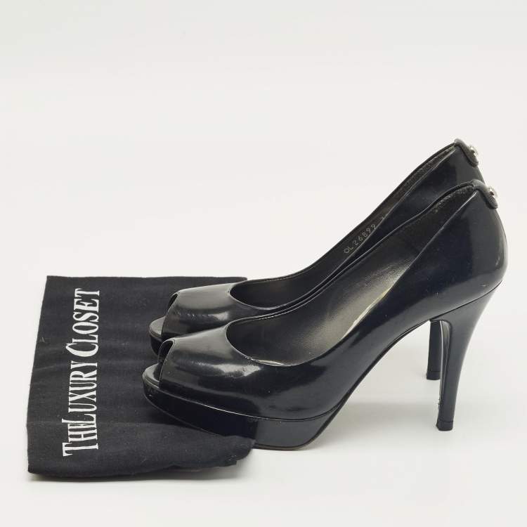 Pre Owned Stuart Weitzman Black Patent Leather Peep Toe Pumps Size 38