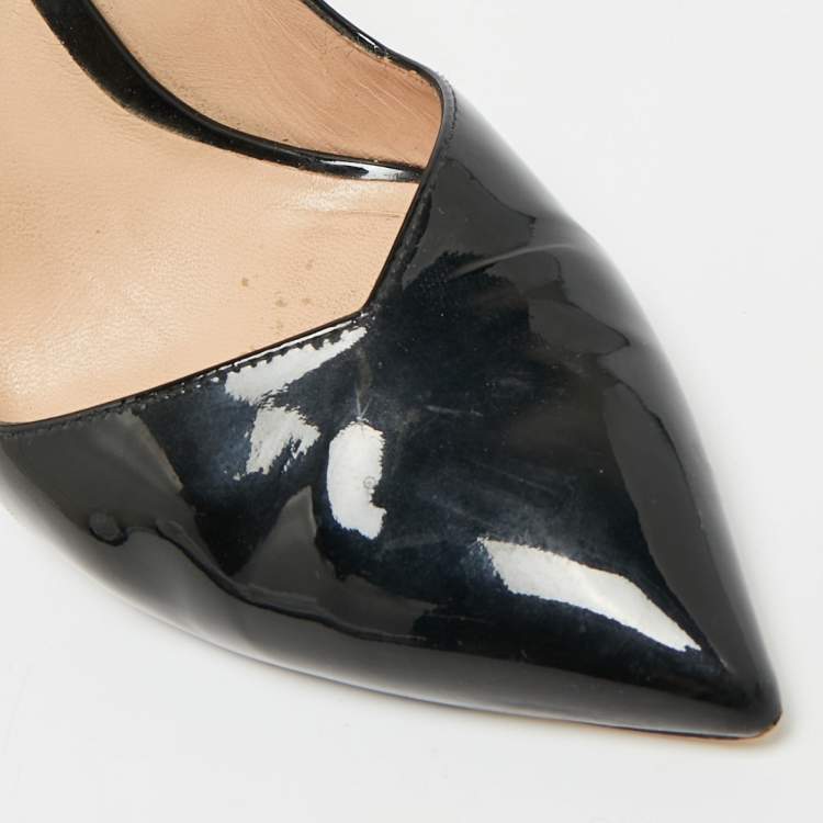 Pre Owned Stuart Weitzman Black Patent Leather Pointed Toe Pumps Size 38