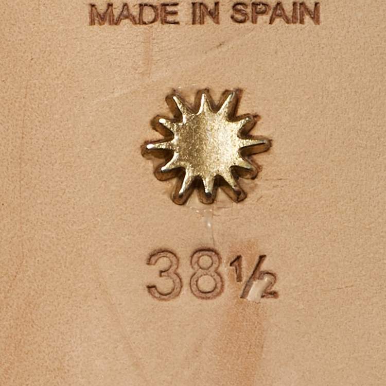 مملوكة مسبقًا Stuart Weitzman Nudistsong Size 38.5 Silver Leather Ankle Strap Sandals