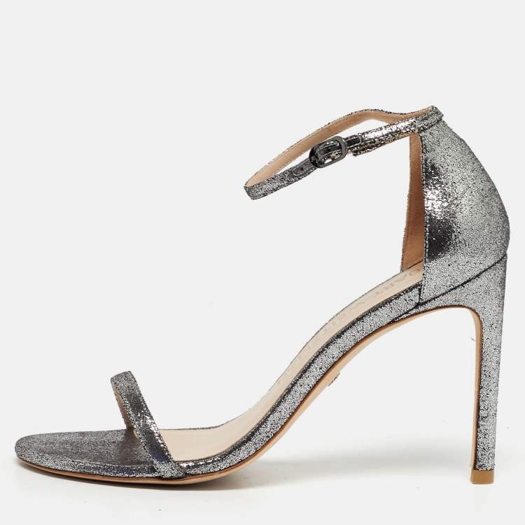 مملوكة مسبقًا Stuart Weitzman Nudistsong Size 38.5 Silver Leather Ankle Strap Sandals