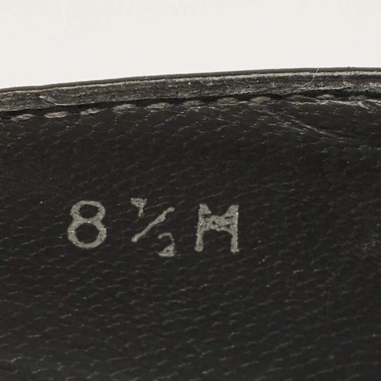 Pre Owned Stuart Weitzman Size 38.5 Black Leather Pointed Toe Pumps