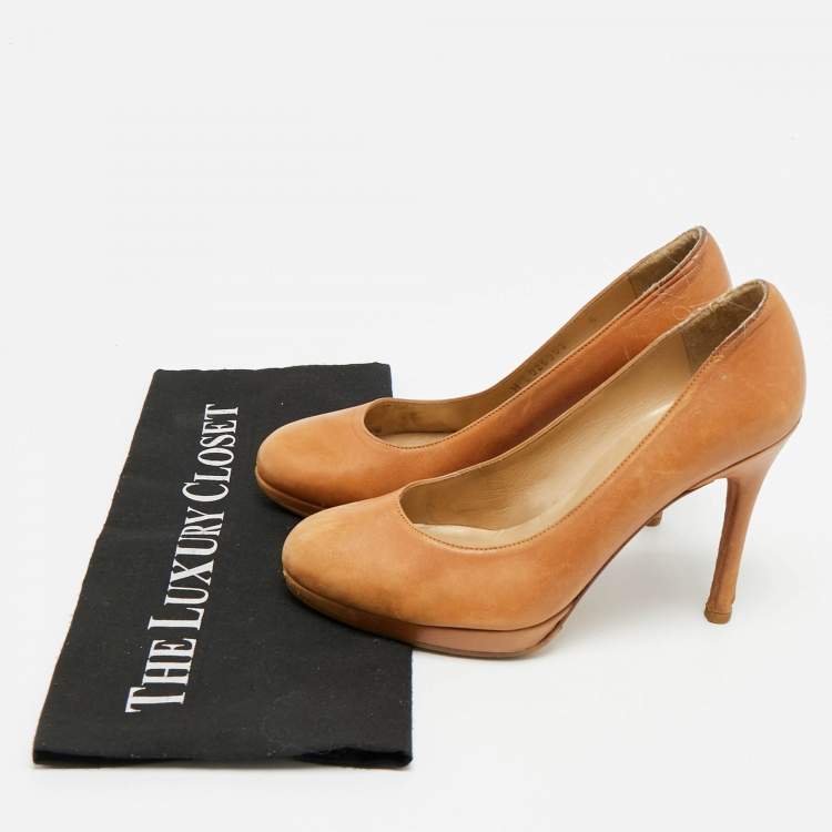 مملوكة مسبقًا Stuart Weitzman Size 36.5 Tan Leather Platform Pumps