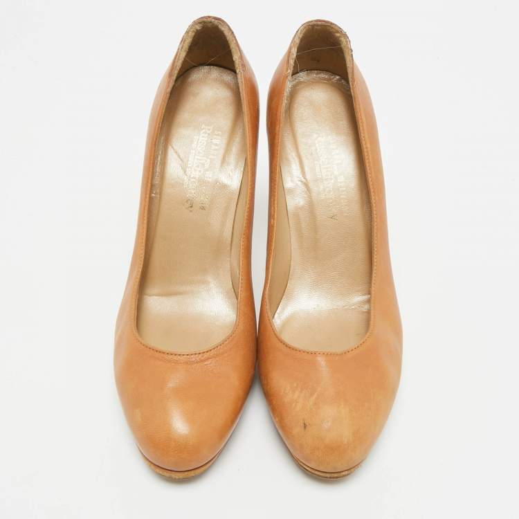 مملوكة مسبقًا Stuart Weitzman Size 36.5 Tan Leather Platform Pumps