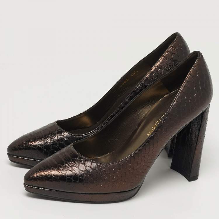 مملوكة مسبقًا Stuart Weitzman Size 38.5 Bronze Python Embossed Leather Platform Pumps