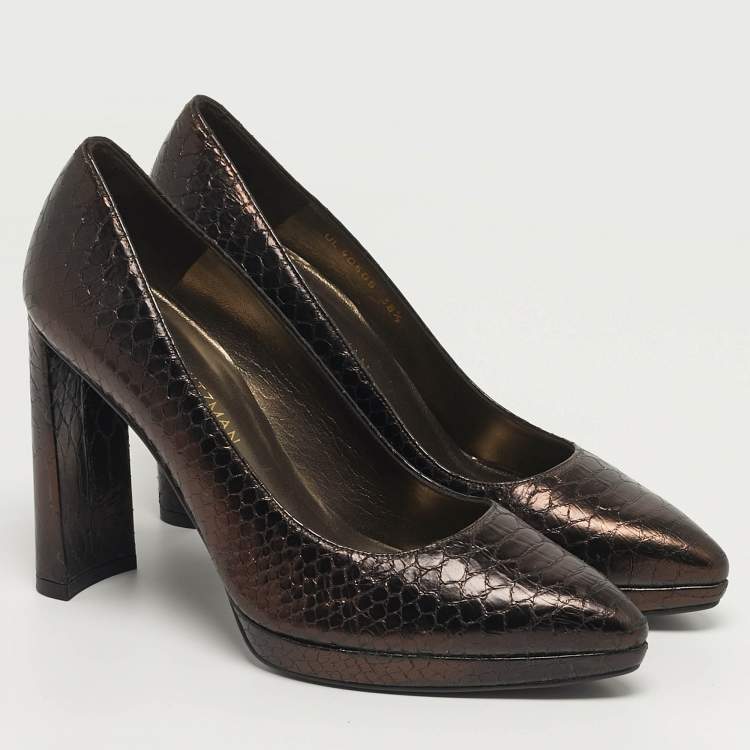 مملوكة مسبقًا Stuart Weitzman Size 38.5 Bronze Python Embossed Leather Platform Pumps