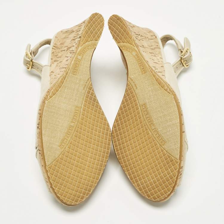 Pre Owned Stuart Weitzman Size 37 Beige Canvas Peep Toe Slingback Pumps