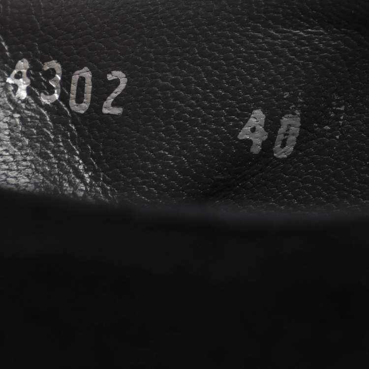 Pre Owned Stuart Weitzman Size 40 Black Suede Slingback Pumps