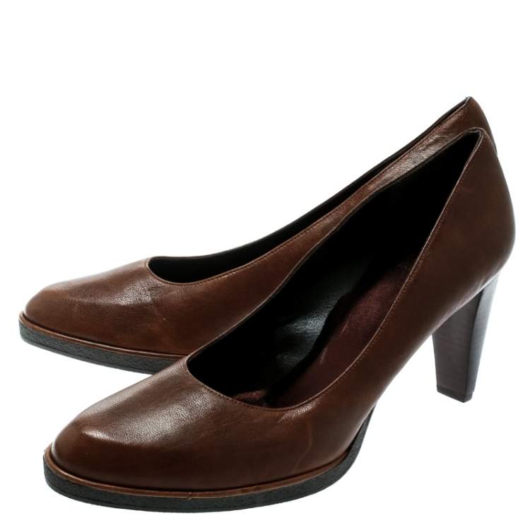 Pre Owned Stuart Weitzman Brown Leather Pumps Size 39.5