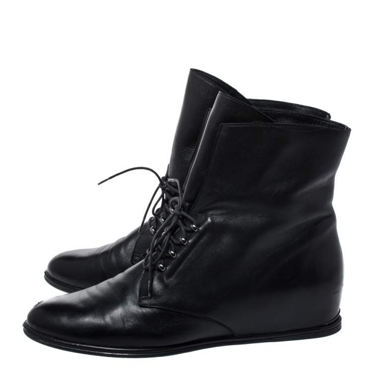 Pre Owned Stuart Weitzman Black Leather McKenzee Ankle Boots Size 38.5