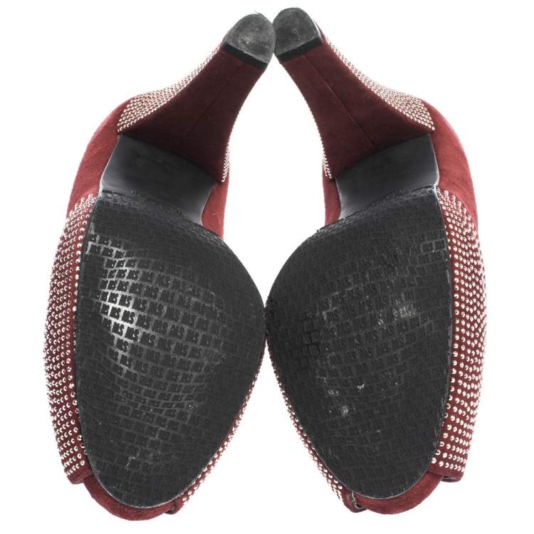 Pre Owned Stuart Weitzman Burgundy Suede Studded Cut Out Peep Toe Platform Pumps Size 38.5