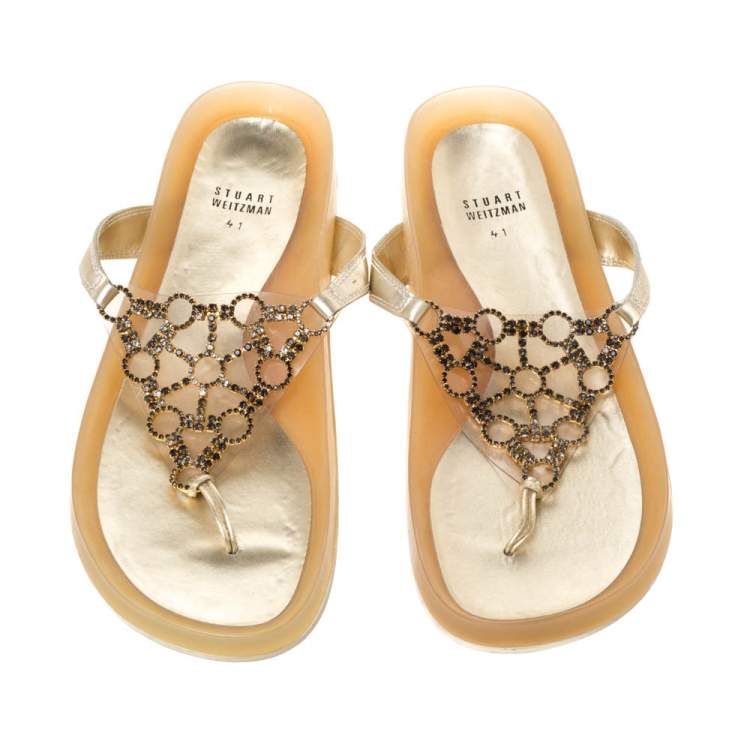 Pre Owned Stuart Weitzman Puppy Luv Gold Leather And PVC Crystal Embellished Thong Flat Sandals Size 41
