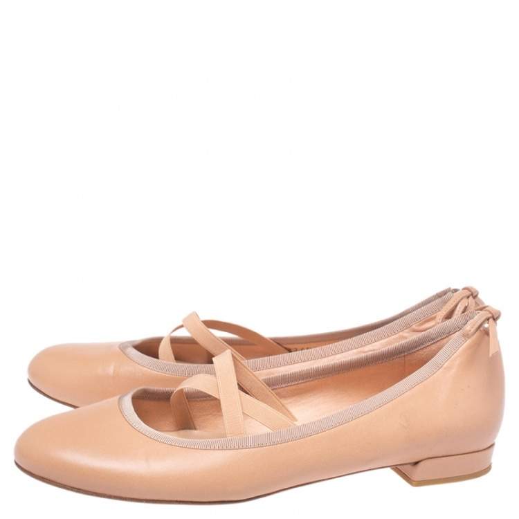 مملوكة مسبقًا Stuart Weitzman Nude Beige Leather Bolshoi Ballet Flats Size 38