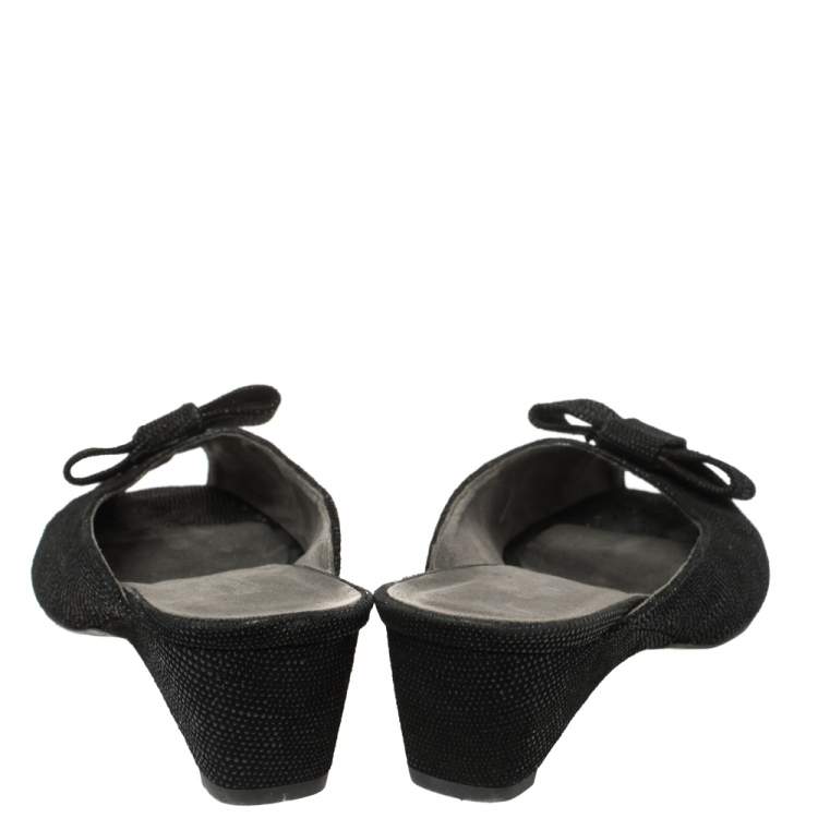 Pre Owned Stuart Weitzman Black Suede Slide Sandals Size 37