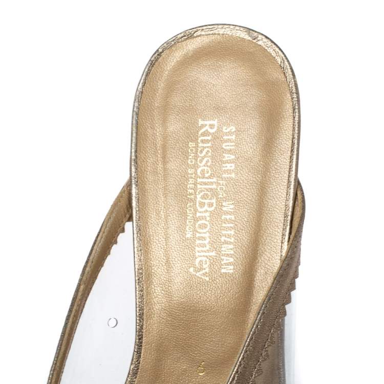 Pre Owned Stuart Weitzman Gold and Clear PVC Mules Size 36.5