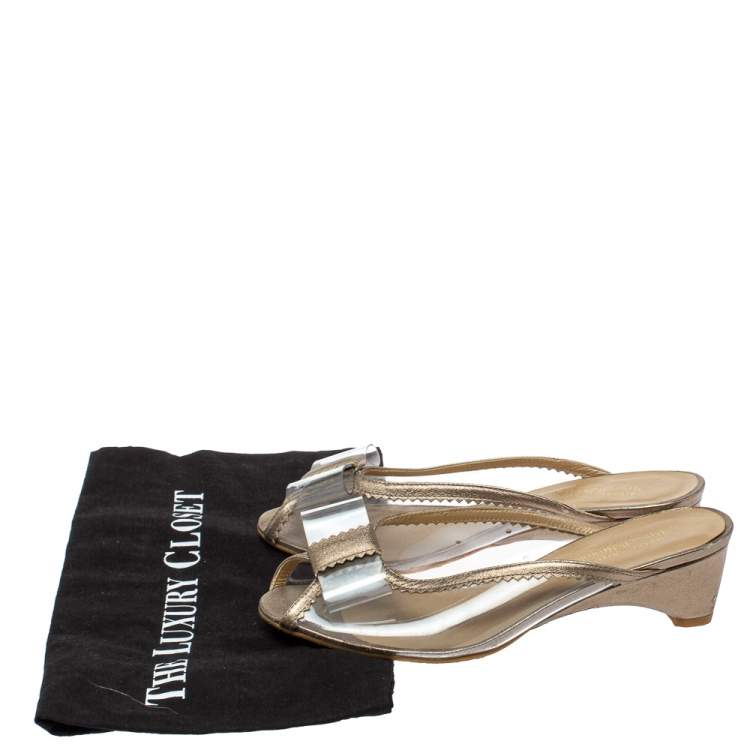 Pre Owned Stuart Weitzman Gold and Clear PVC Mules Size 36.5