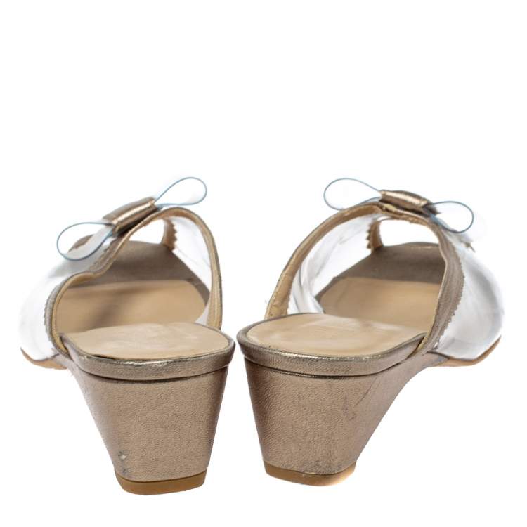 Pre Owned Stuart Weitzman Gold and Clear PVC Mules Size 36.5
