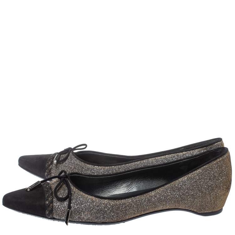 Pre Owned   Stuart Weitzman Black Glitter Fabric And Suede Bow Pointed Cap Toe Ballet Flats Size 38.5