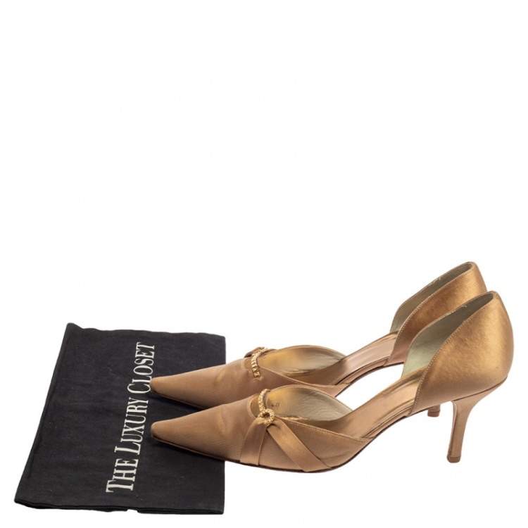 Pre Owned Stuart Weitzman Beige Satin  Pointed Toe Pumps Size 40