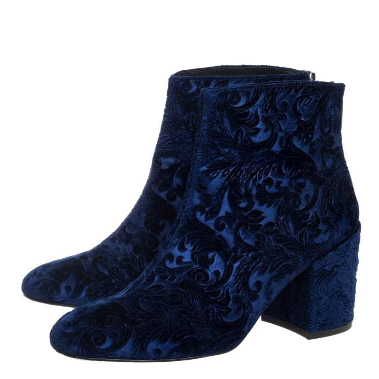 Pre Owned Stuart Weitzman Blue Velvet Bacari Block Heel Ankle Boots Size 38.5