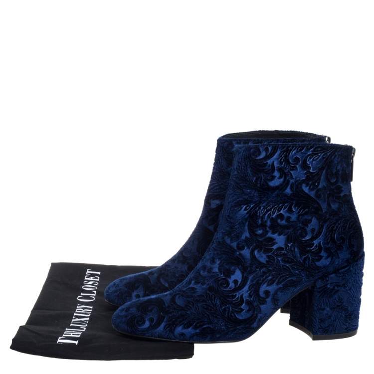 Pre Owned Stuart Weitzman Blue Velvet Bacari Block Heel Ankle Boots Size 38.5