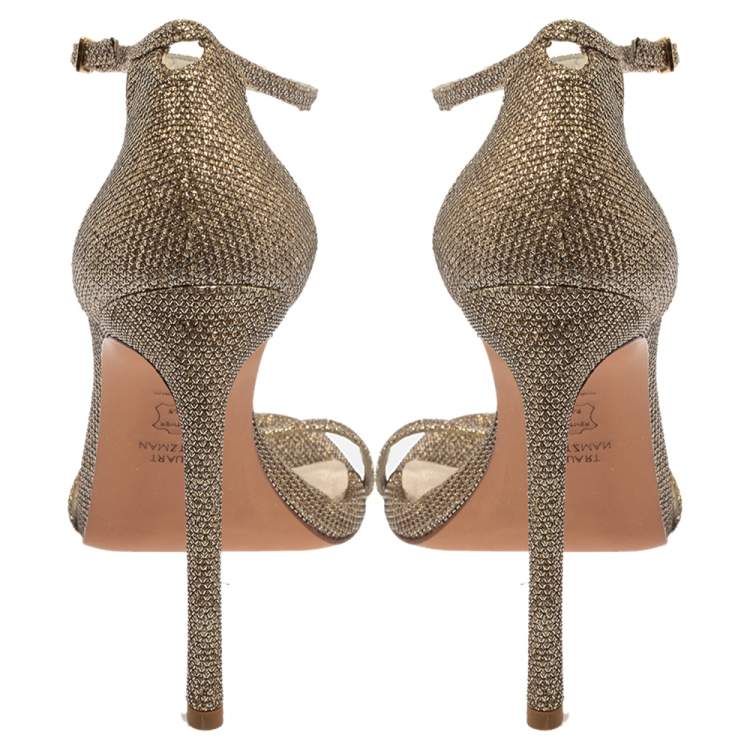 مملوكة مسبقًا Stuart Weitzman Gold Glitter Fabric Nudist Sandals Size 39