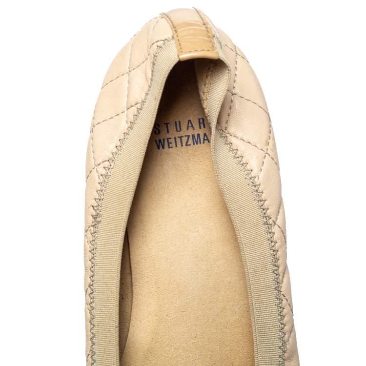 Pre Owned Stuart Weitzman Beige Leather And Patent  Ballet Flats Size 38.5