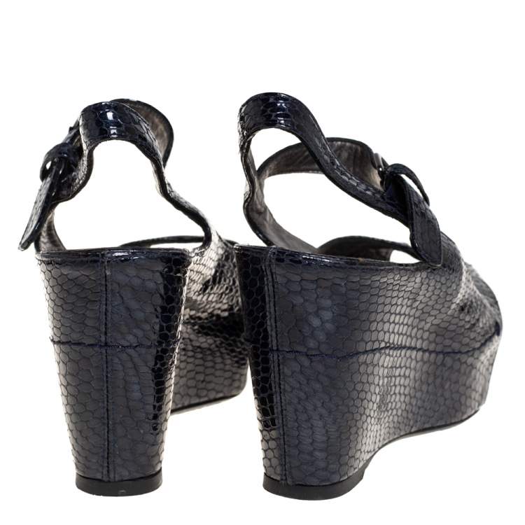 Pre Owned Stuart Weitzman for Russell Bromley Blue Python Embossed Leather Wedge Platform Sandals Size 39.5