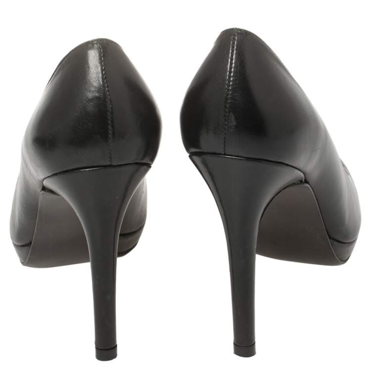 Pre Owned Stuart Weitzman Black Leather Platform Pumps Size 37.5