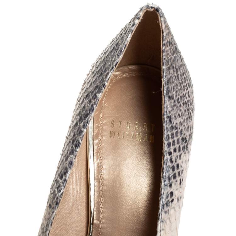 Pre Owned Stuart Weitzman Two Tone Watersnake Platform Pumps Size 39