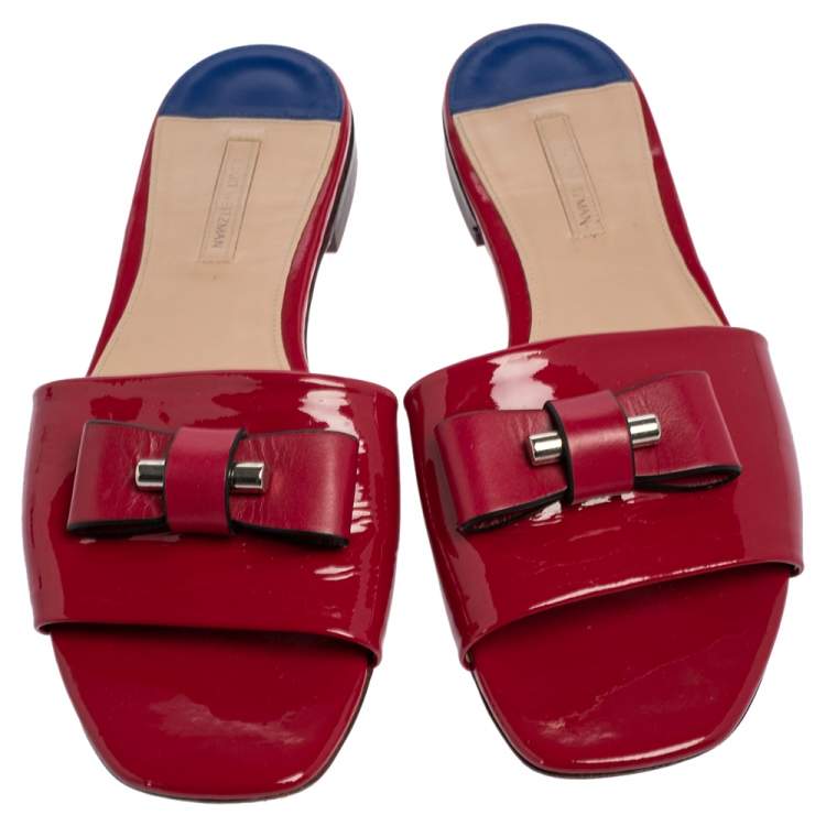 Pre Owned Stuart Weitzman Fuchsia Patent Leather Flat Slide Sandals Size 41